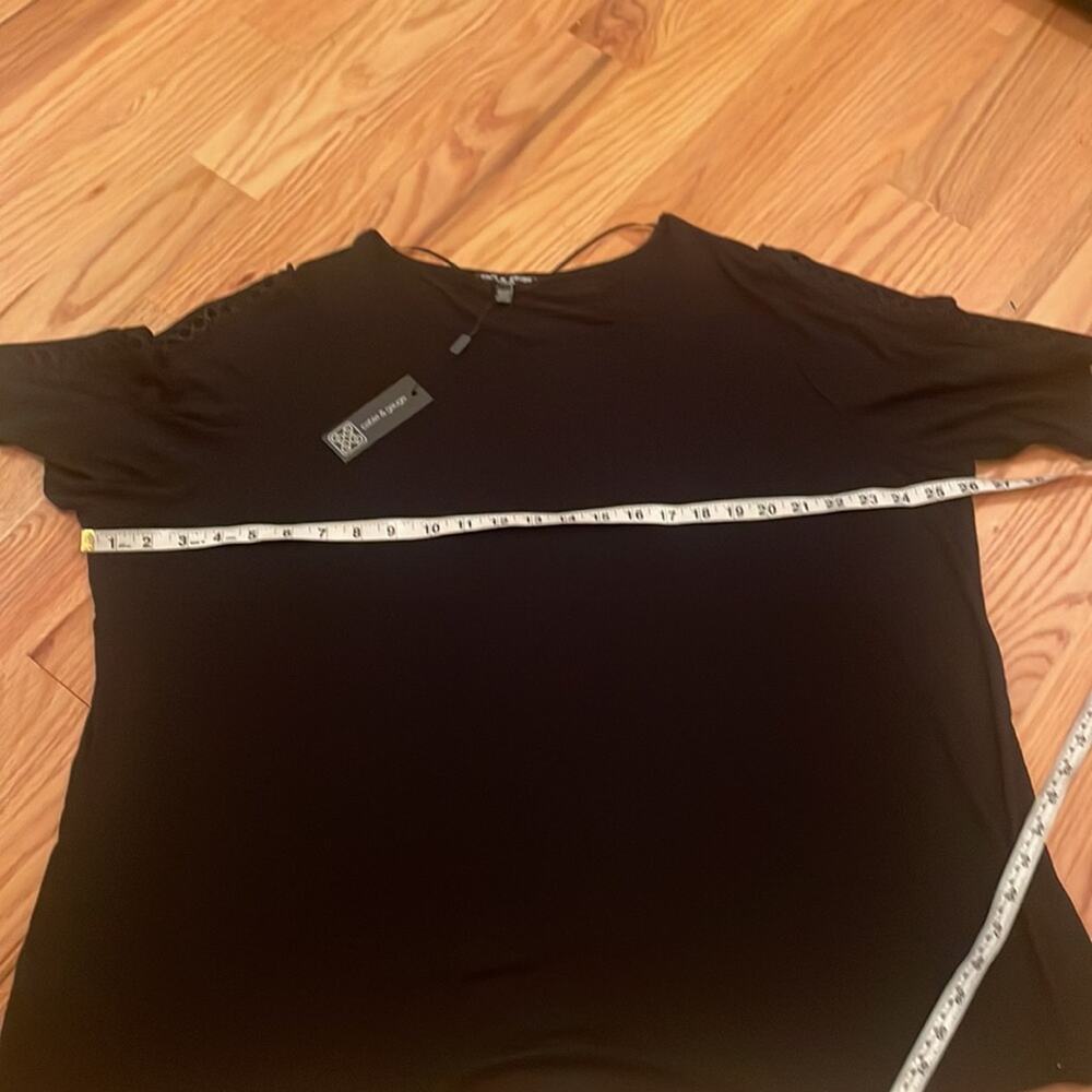 Cable & Gauge Black Top - Sleeve Cut Out Detail - 3X - Picture 5 of 7